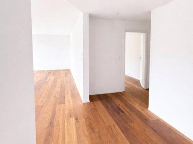 4.5 Zimmer, 137 m², 2. Stock