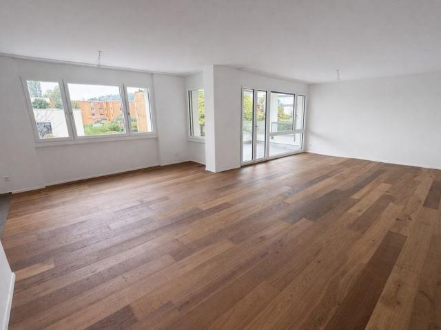 4.5 Zimmer, 137 m², 2. Stock