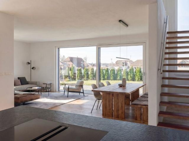 4.5 Zimmer, 135 m², EG