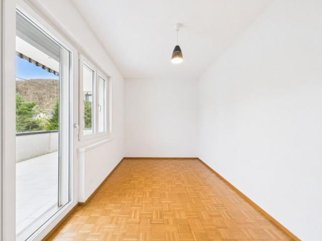 4.5 Zimmer, 135 m², 2. Stock