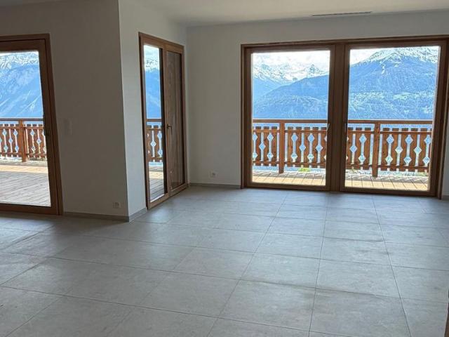 4.5 Zimmer, 136 m², 1. Stock