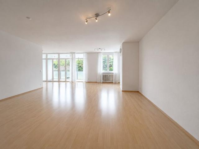 4.5 Zimmer, 136 m², 1. Stock