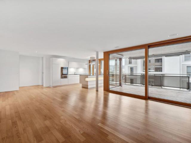 4.5 Zimmer, 136 m², 2. Stock