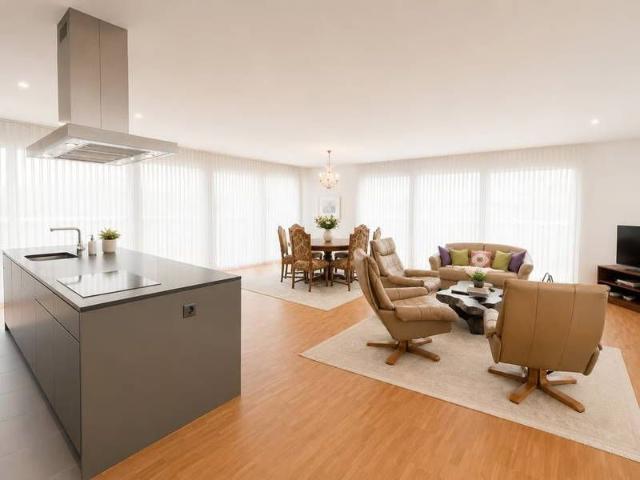 4.5 Zimmer, 136 m², 3. Stock