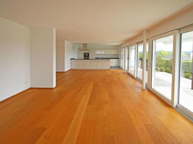 4.5 Zimmer, 138 m², 1. Stock