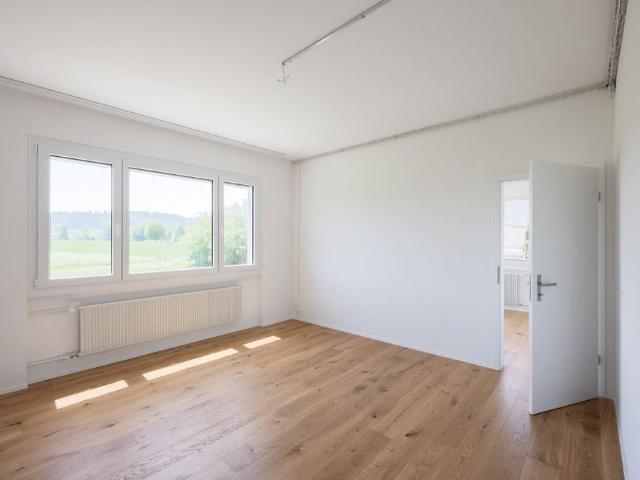 4.5 Zimmer, 206 m², 1. Stock