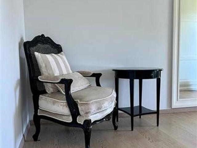 4.5 Zimmer, 215 m², EG