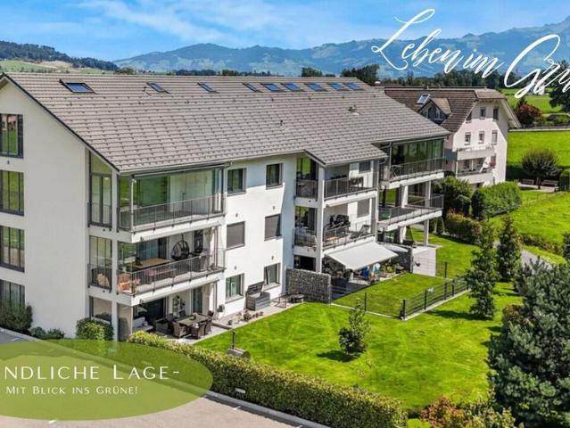 4.5 Zimmer, 220 m², 2. Stock