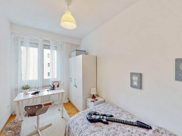 4.5 Zimmer, 85 m², 1. Stock