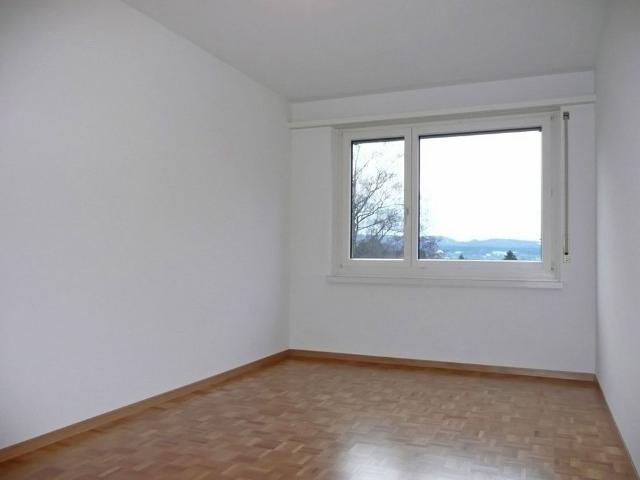 4.5 Zimmer, 87 m², 2. Stock