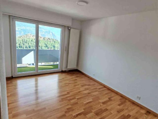 4.5 Zimmer, 80 m², 1. Stock