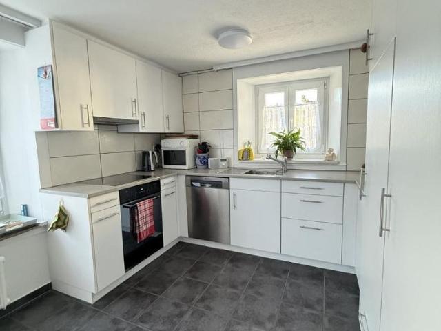 4.5 Zimmer, 82 m², EG