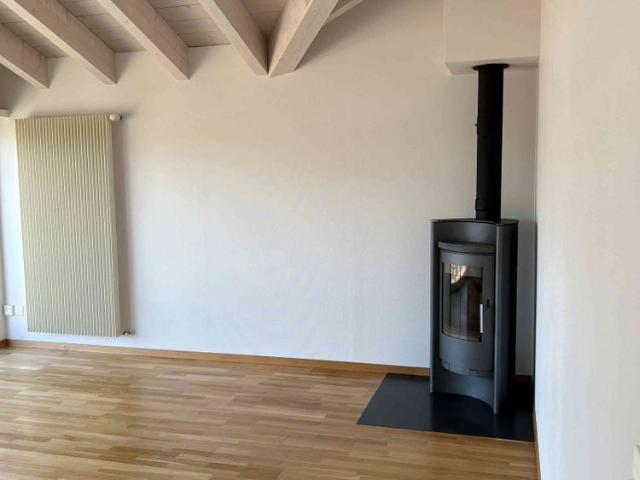 4.5 Zimmer, 94 m², 2. Stock
