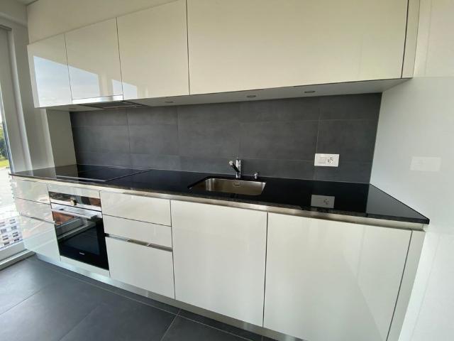 4.5 Zimmer, 95 m², 16. Stock