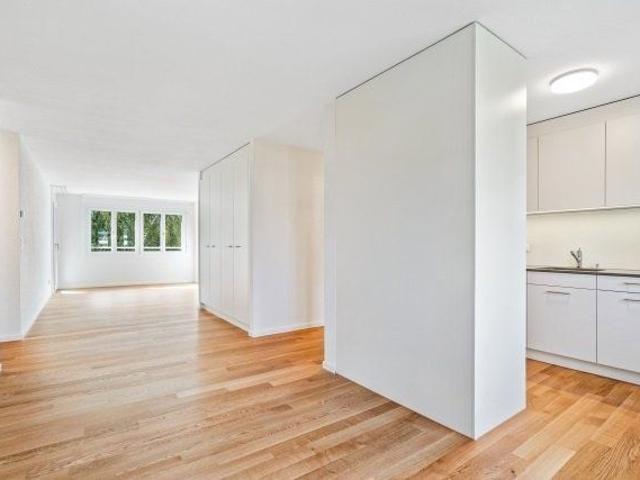 4.5 Zimmer, 95 m², 1. Stock