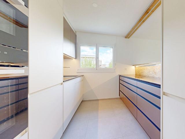 4.5 Zimmer, 95 m², 2. Stock