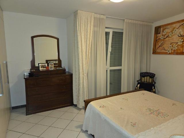 4.5 Zimmer, 96 m², 1. Stock