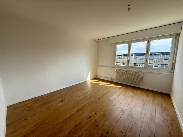 4.5 Zimmer, 98 m², 3. Stock