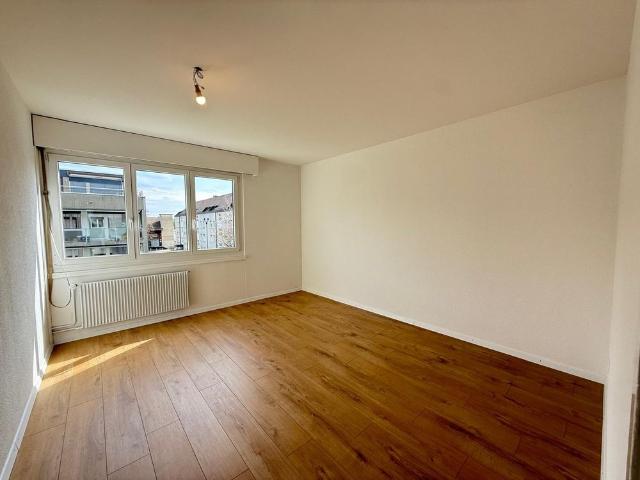 4.5 Zimmer, 98 m², 2. Stock