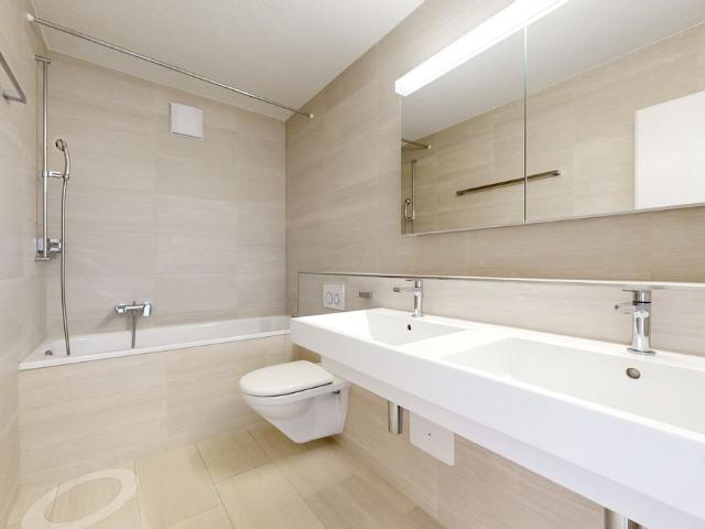4.5 Zimmer, 98 m², EG