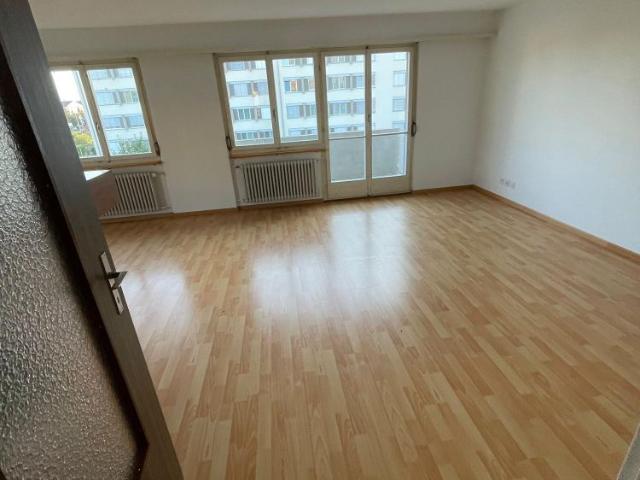 4.5 Zimmer, 90 m², 3. Stock