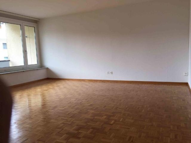 4.5 Zimmer, 90 m², 3. Stock