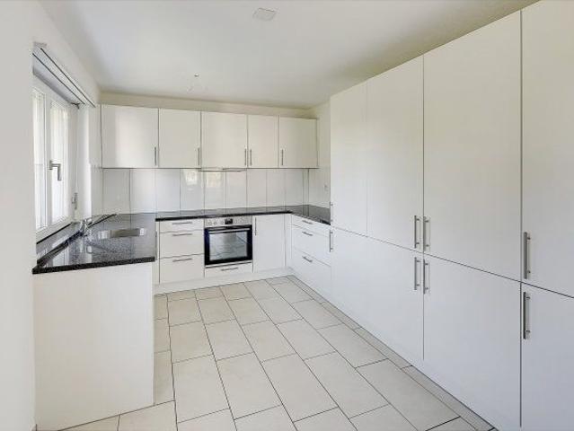 4.5 Zimmer, 90 m², 3. Stock