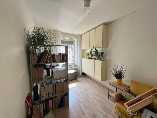 4.5 Zimmer, 90 m², 3. Stock