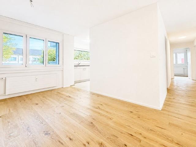 4.5 Zimmer, 90 m², 3. Stock