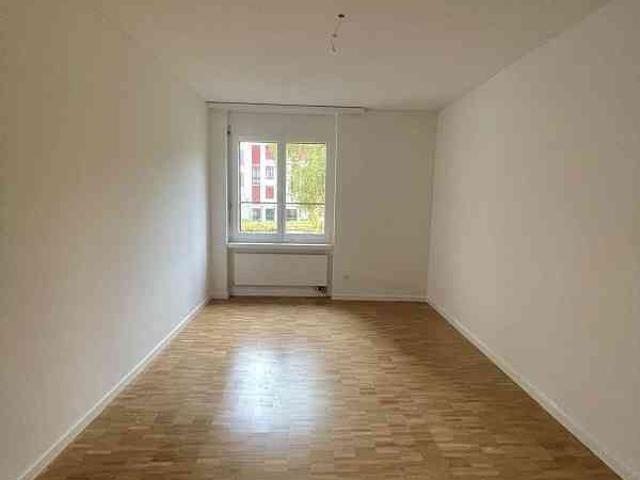 4.5 Zimmer, 90 m², 1. Stock