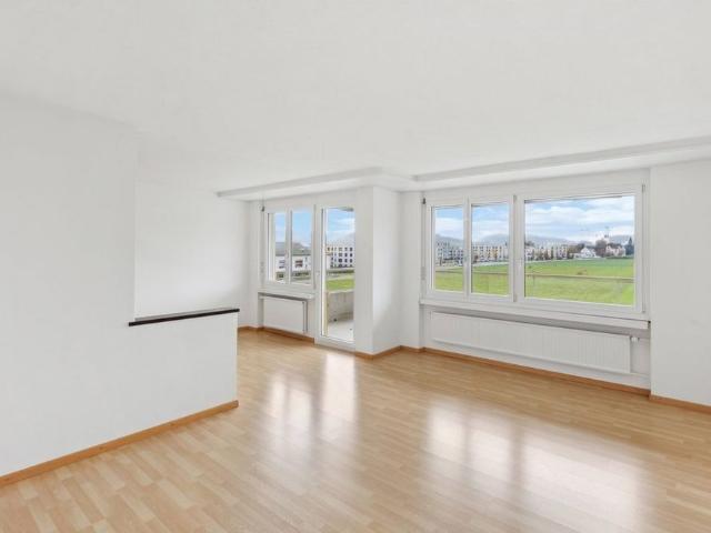 4.5 Zimmer, 90 m², 1. Stock