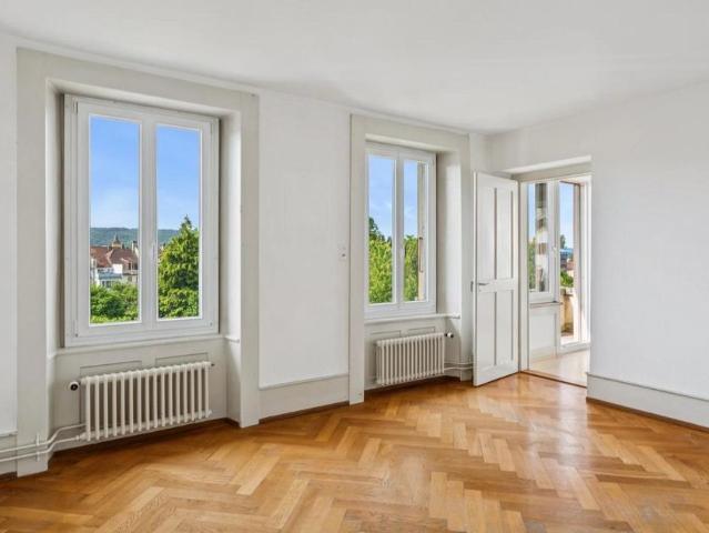 4.5 Zimmer, 90 m², 2. Stock
