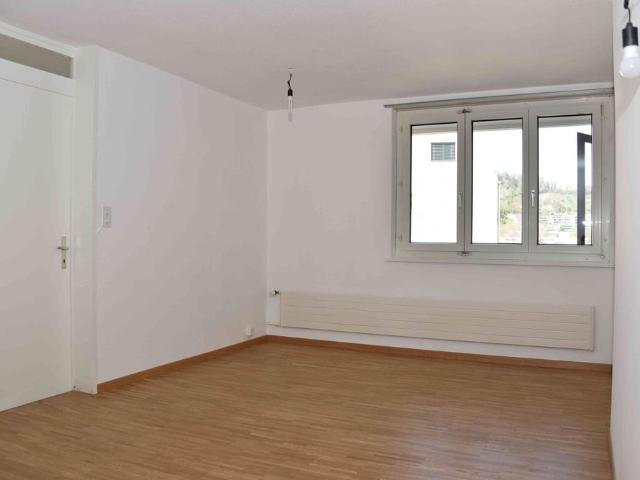 4.5 Zimmer, 90 m², 2. Stock