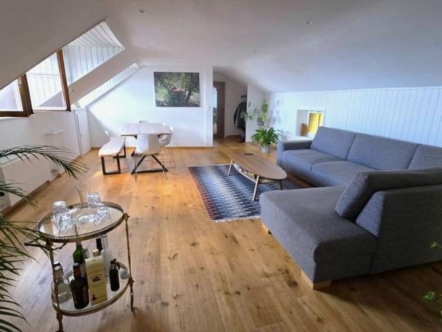 4.5 Zimmer, 90 m², 2. Stock