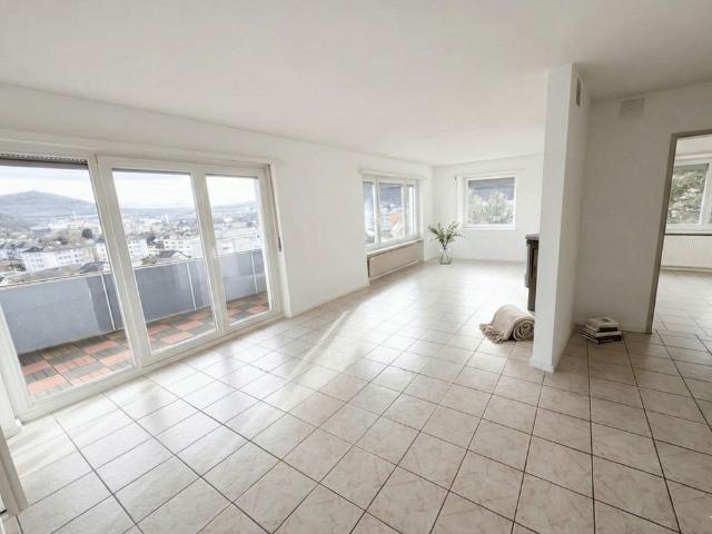 4.5 Zimmer, 90 m², 2. Stock