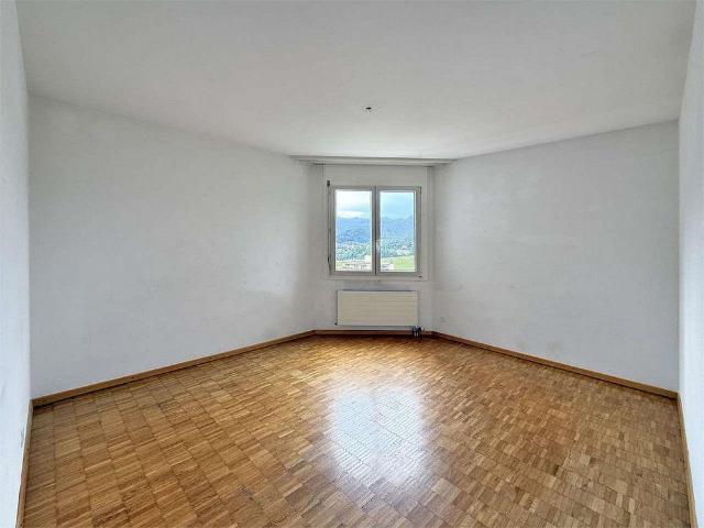 4.5 Zimmer, 90 m², 4. Stock