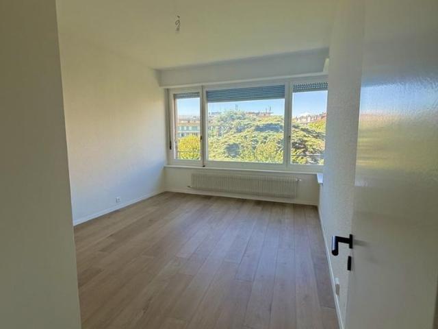 4.5 Zimmer, 90 m², 4. Stock