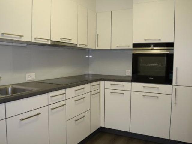 4.5 Zimmer, 92 m², 1. Stock