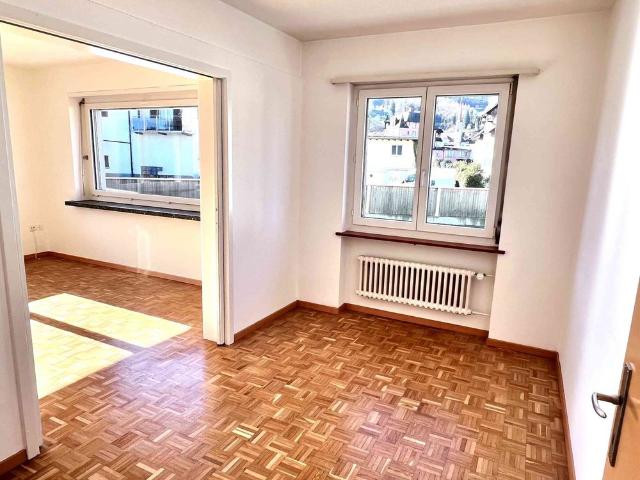 4.5 Zimmer, 92 m², 2. Stock
