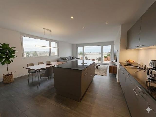 4.5 Zimmer, 92 m², 2. Stock