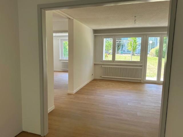 4.5 Zimmer, 93 m², EG