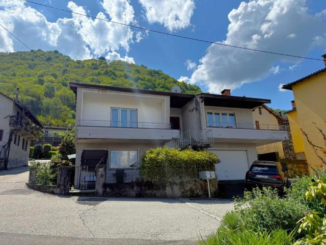 4.5 Zimmerhaus mit separater Gästewohnung