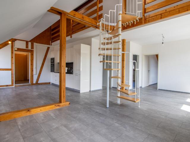 4.5 Zimmerwohnung mit Galerie im Zentrum von Burgdorf