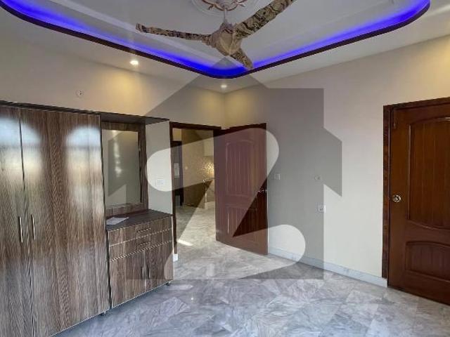 4.75 Marla Full House 4 bedrooms Available For Rent Central Park Housing Scheme