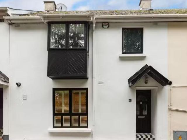 4a Bank Side Cottages, Dublin 14, Dundrum, Dublin 14, D14E2A0.