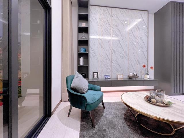 4B2B Complete Unit Full Loan Swimming Pool Condo Semabok Town