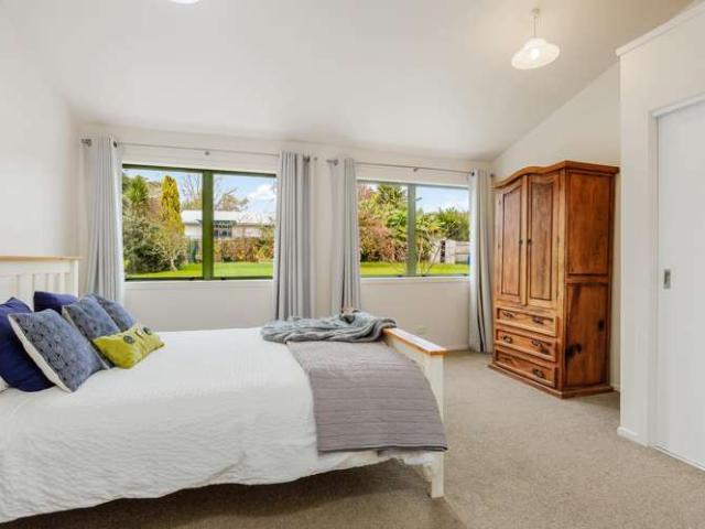 4B Wech Drive, Warkworth, Rodney