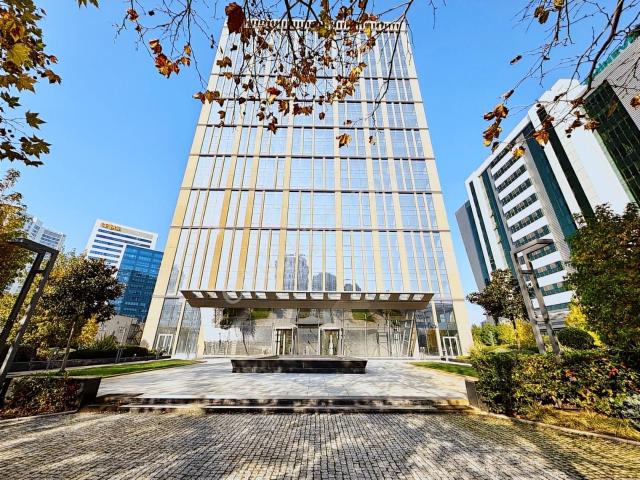 4b Enterprıse Plaza'da 1.320 M2 Kdv'li Dekorasyonlu Plaza Katı