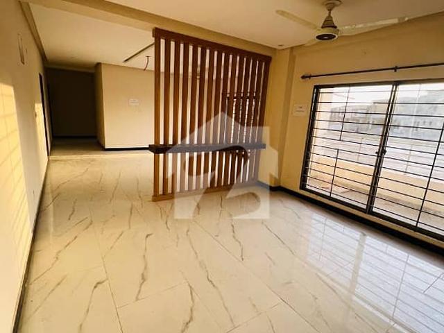 4Bed Dad Flat Askari 6 3000 Sq Feet G+13 Building Mid Floor