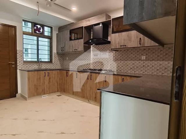 4bed Room With Attach Bathroom Tv Lounge Drawing Room Kitchen Store Servant Quarter